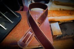 Guitar strap in rich brown