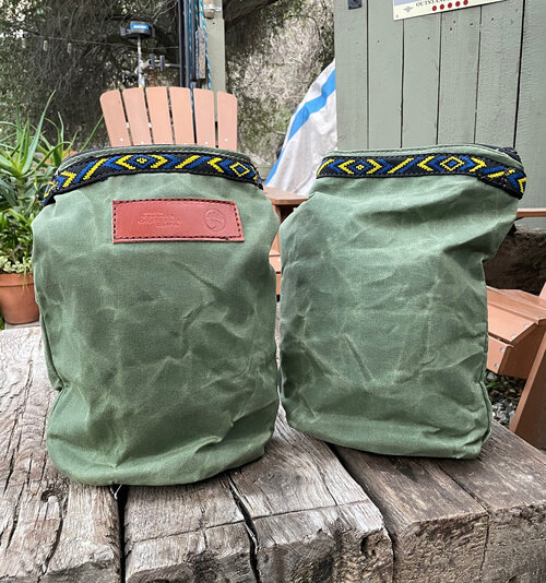 Bicycle panniers in light-weight canvas