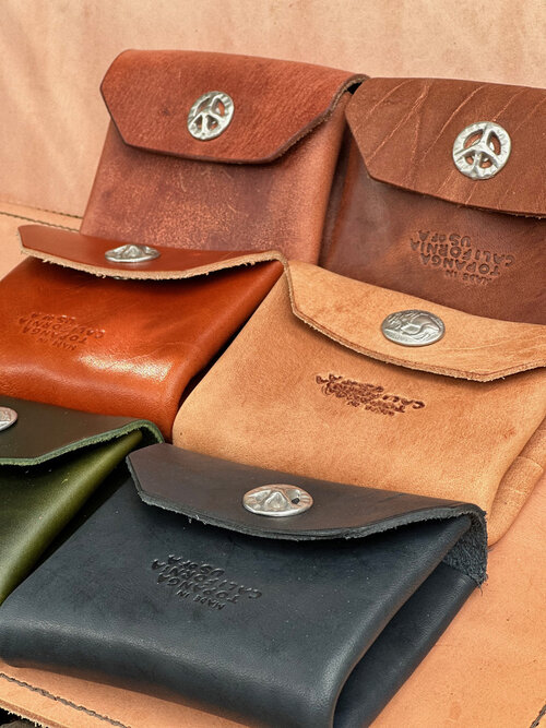 Katrina leather pouches in different colors