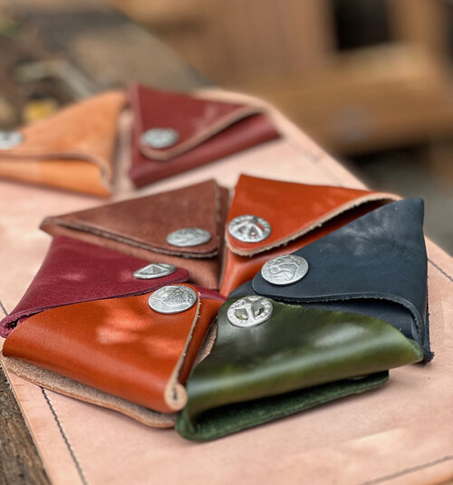 Oso dual leather pockets with snaps