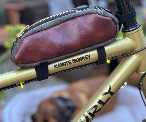 Bicycle top tube bag made with canvas and leather