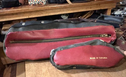 A set of top tube bag and framebag in maroon leather